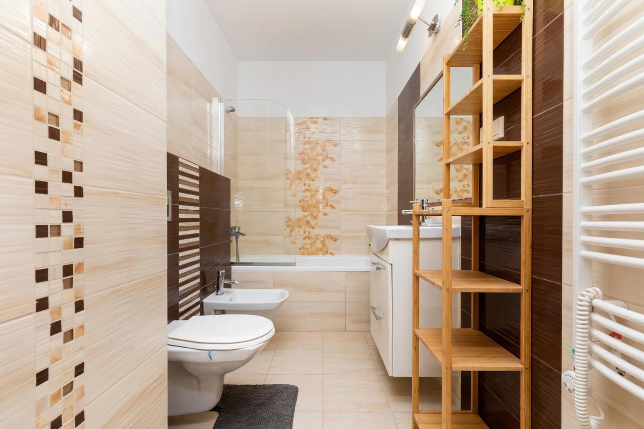 Veranda Domy I Apartament โปเบียโรโว ภายนอก รูปภาพ