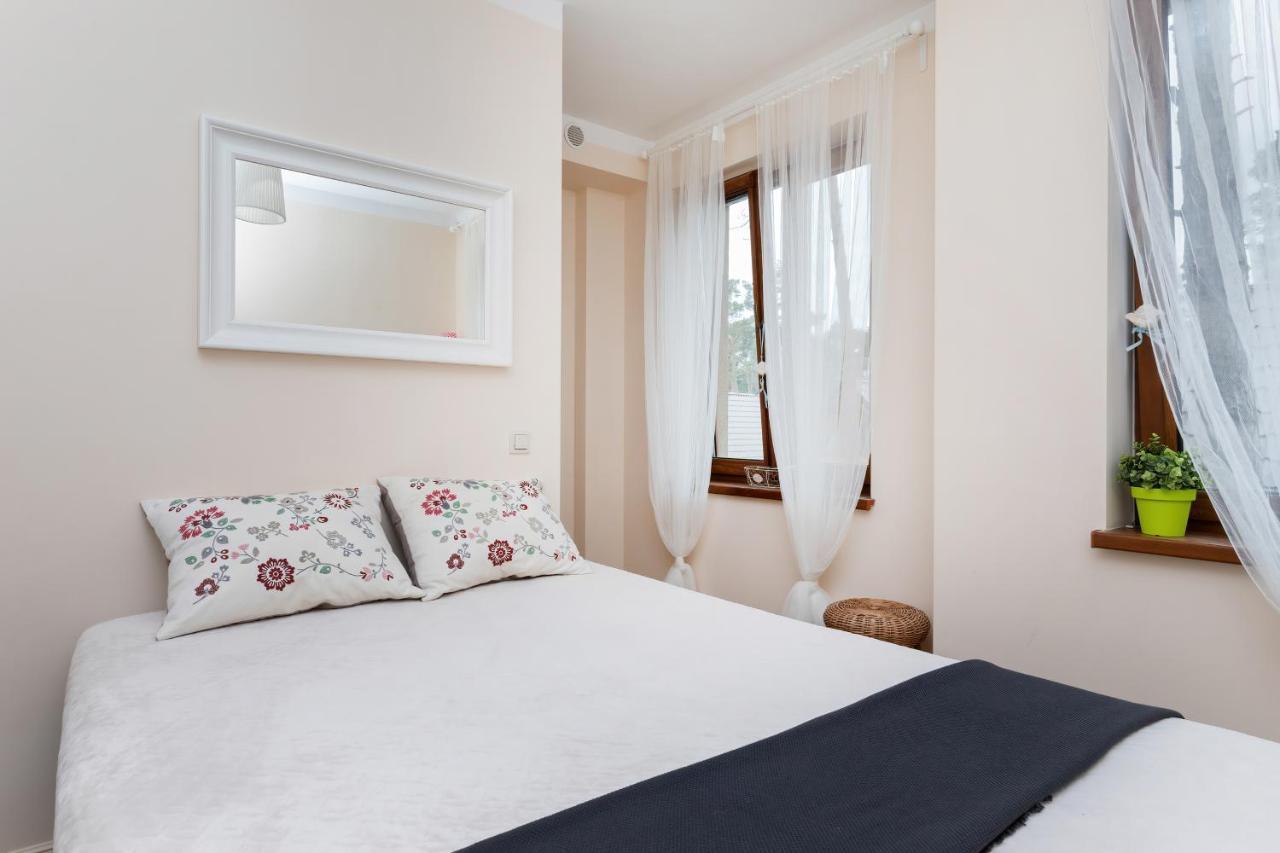 Veranda Domy I Apartament โปเบียโรโว ภายนอก รูปภาพ